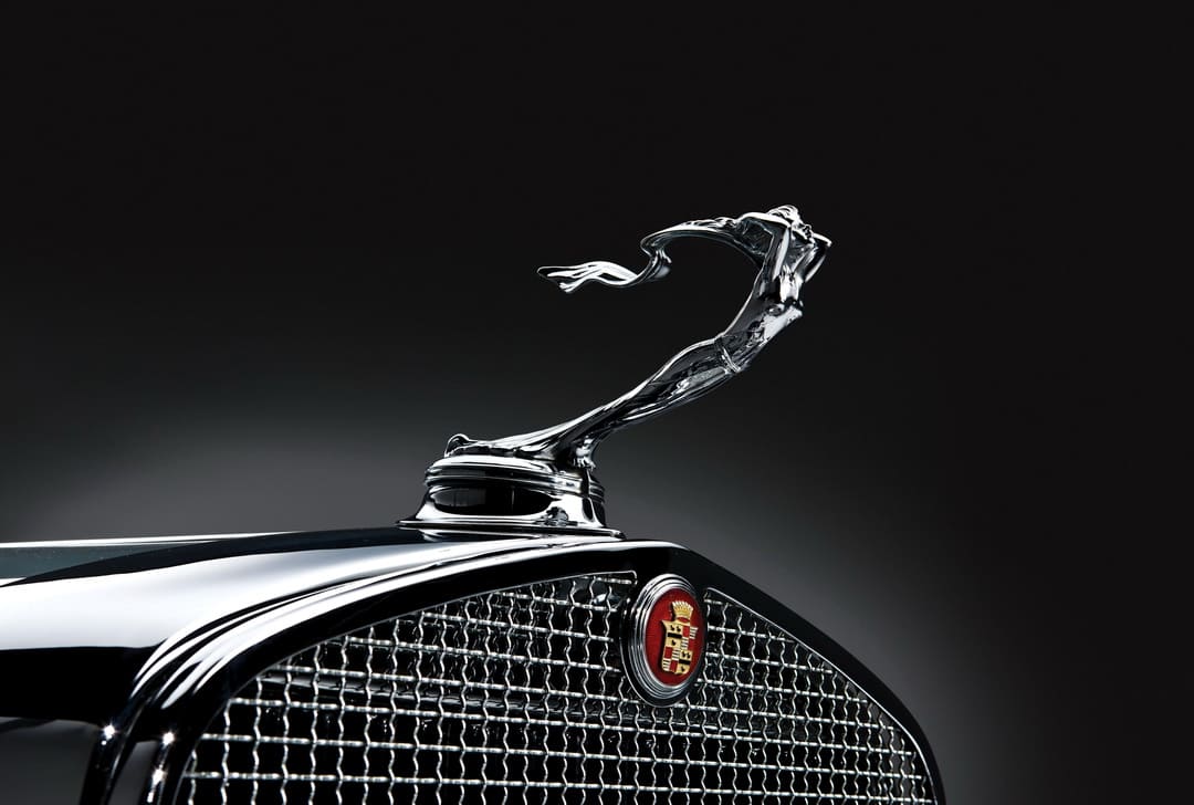 Маскот Cadillac V16 Convertible Sedan by Saoutchik '1930