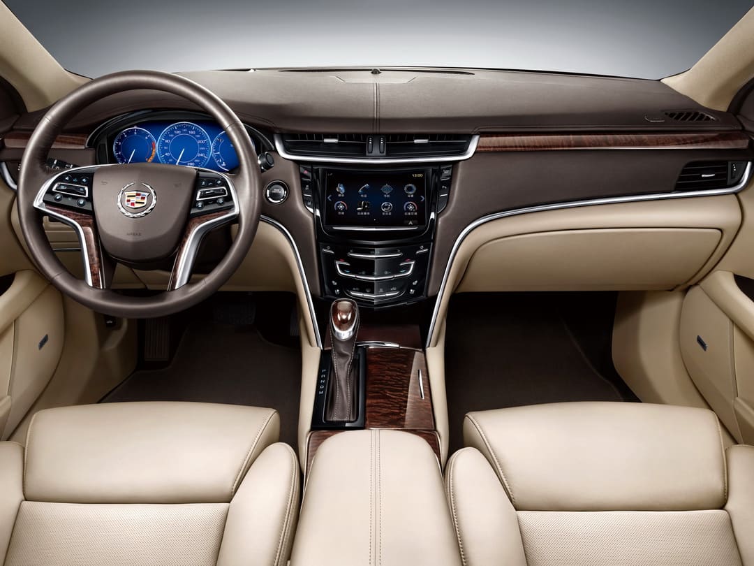 Торпедо Cadillac XTS '2012–16