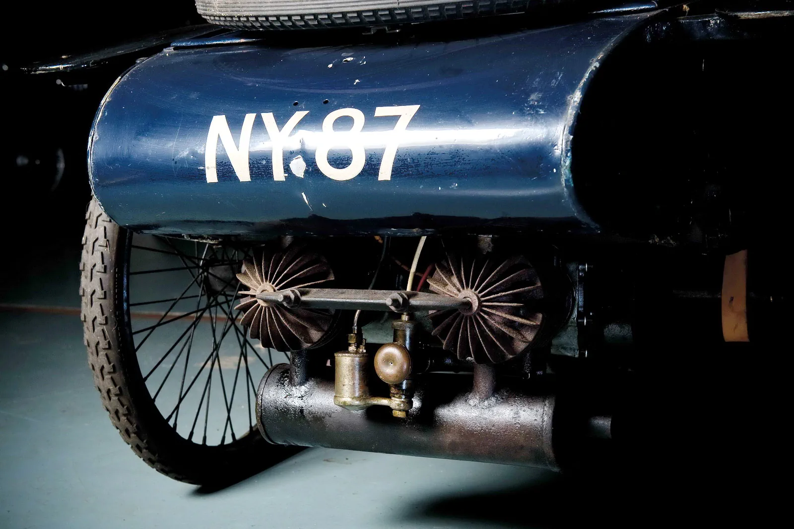 Двигатель старинного автомобиля Carden 7 Cyclecar '1921