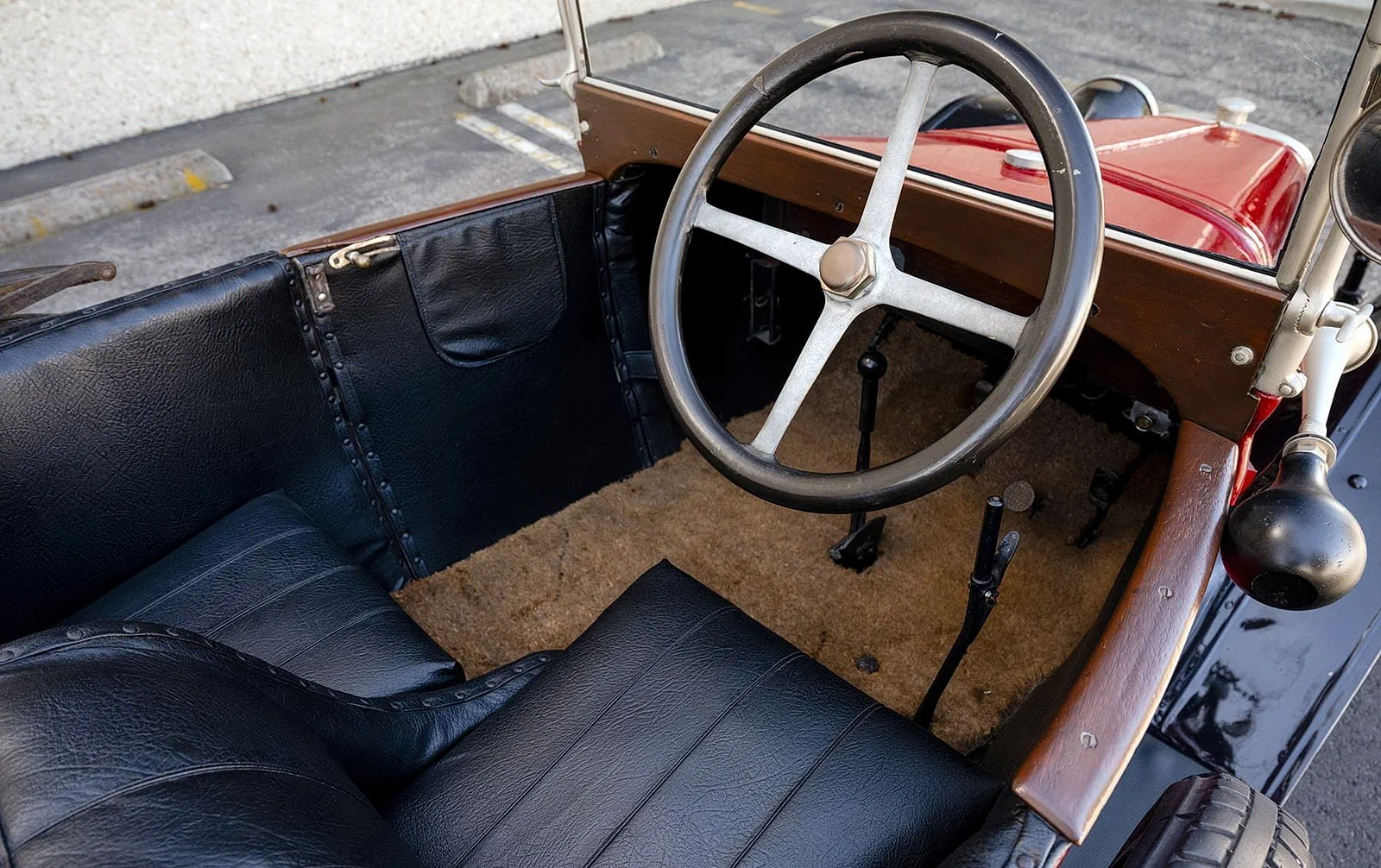 Интерьер автомобиля Charron Type TC Charronette Cabriolet '1920