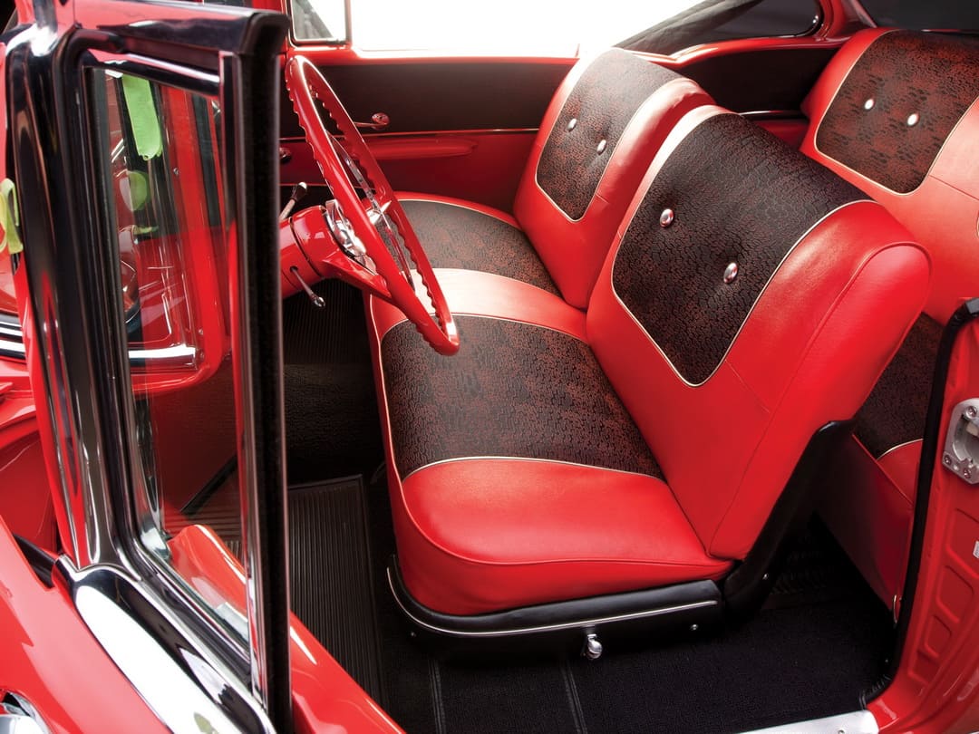 Интерьер салона автомобиля Chevrolet Bel Air Sport Coupe '1957