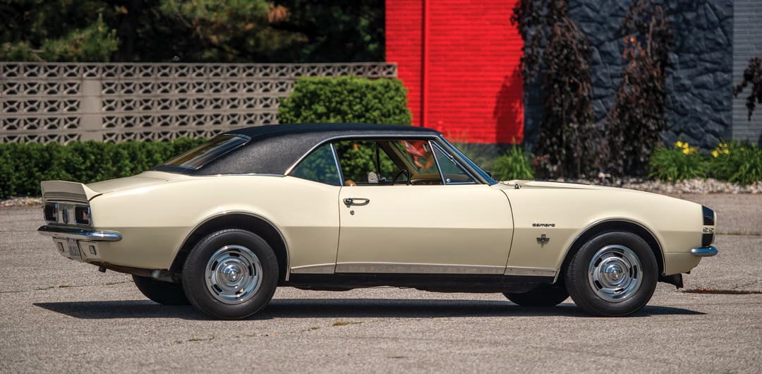 Chevrolet Camaro RS/SS Coupe '1967 вид сбоку