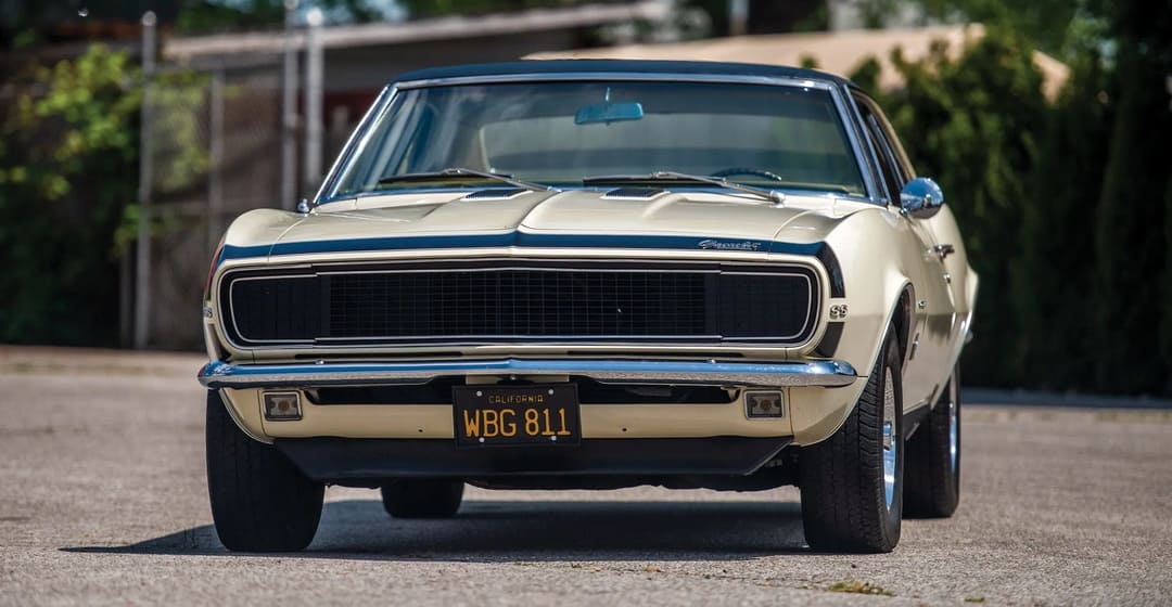 Chevrolet Camaro RS/SS Coupe '1967 вид спереди