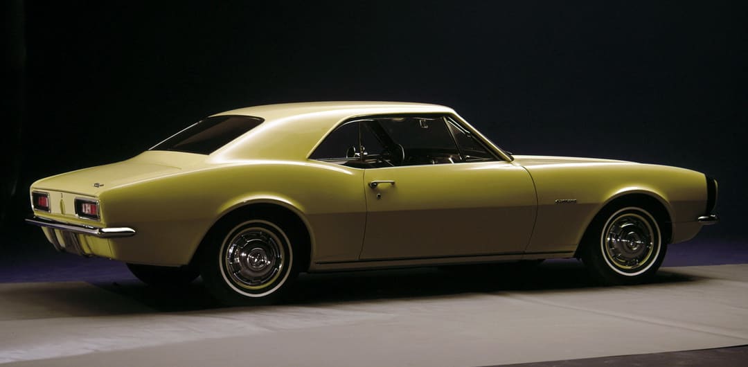 Chevrolet Camaro Sport Coupe '1967-68 вид сбоку