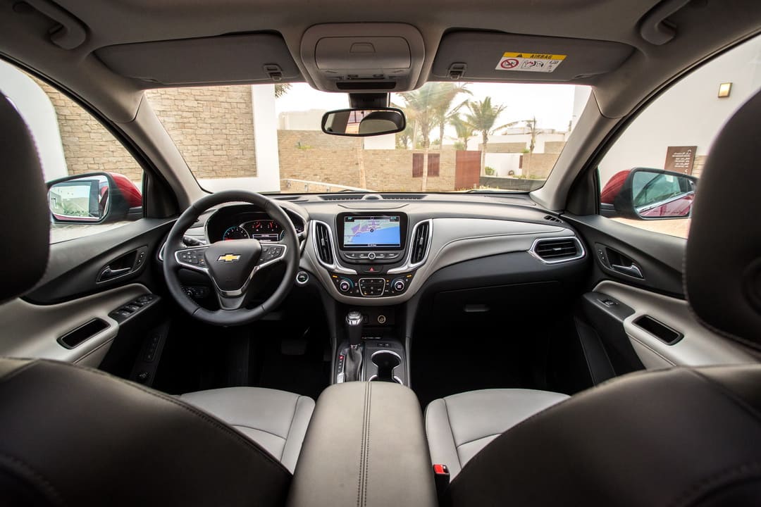 Интерьер салона автомобиля Chevrolet Equinox '2017–21