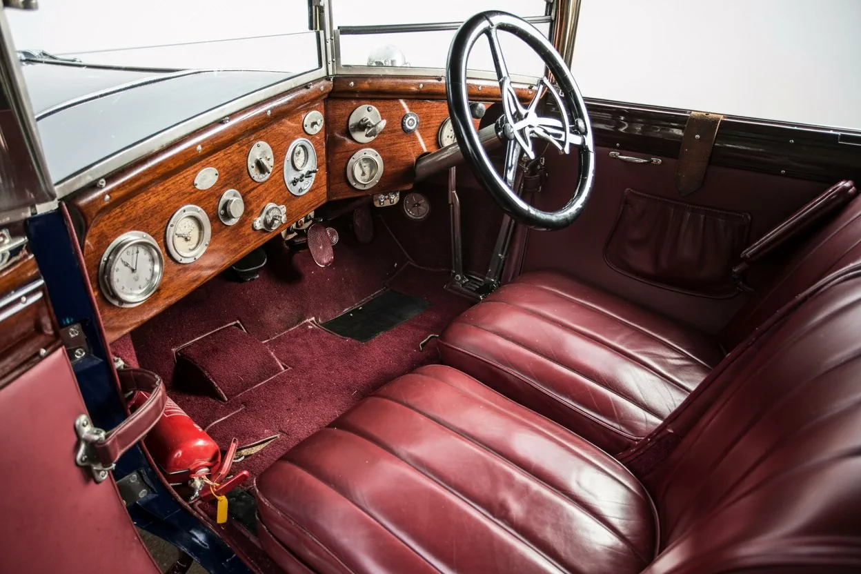 Интерьер автомобиля Clément-Talbot 25/50 HP 4½-Litre Type 4SW All-Weather Tourer '1919