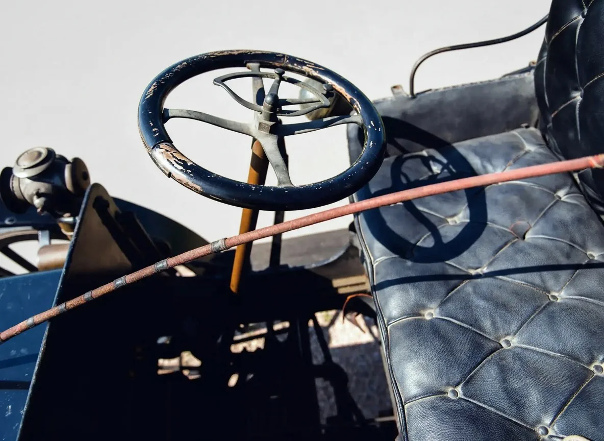 Интерьер автомобиля De Tamble-Miller High-Wheel Runabout Prototype '1905