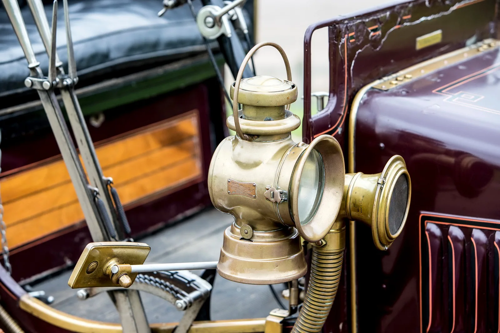 Фары автомобиля Decauville 8½  HP Twin-Cylinder Four-Seat Rear-Entrance Tonneau '1901