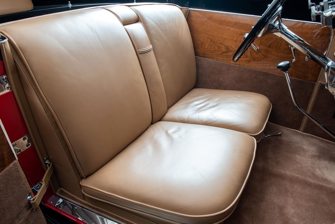 Интерьер салона автомобиля Duesenberg J 395/2414 Convertible Coupe SWB by Murphy '1931