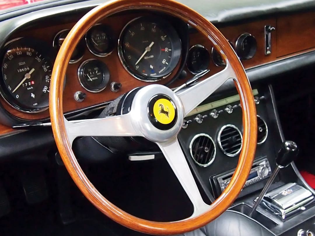 Рулевое колесо автомобиля Ferrari 330 GTC '1966–68
