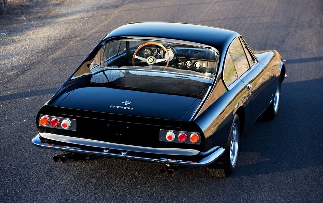 Ferrari 330 GTC Speciale '1967 вид сзади