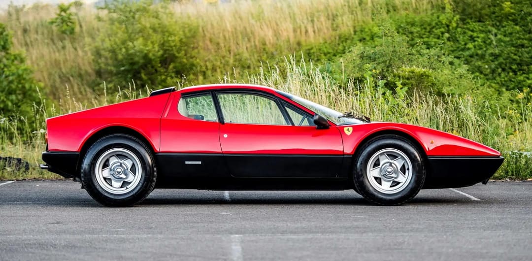 Ferrari 365 GT4 Berlinetta Boxer '1973–76 вид сбоку