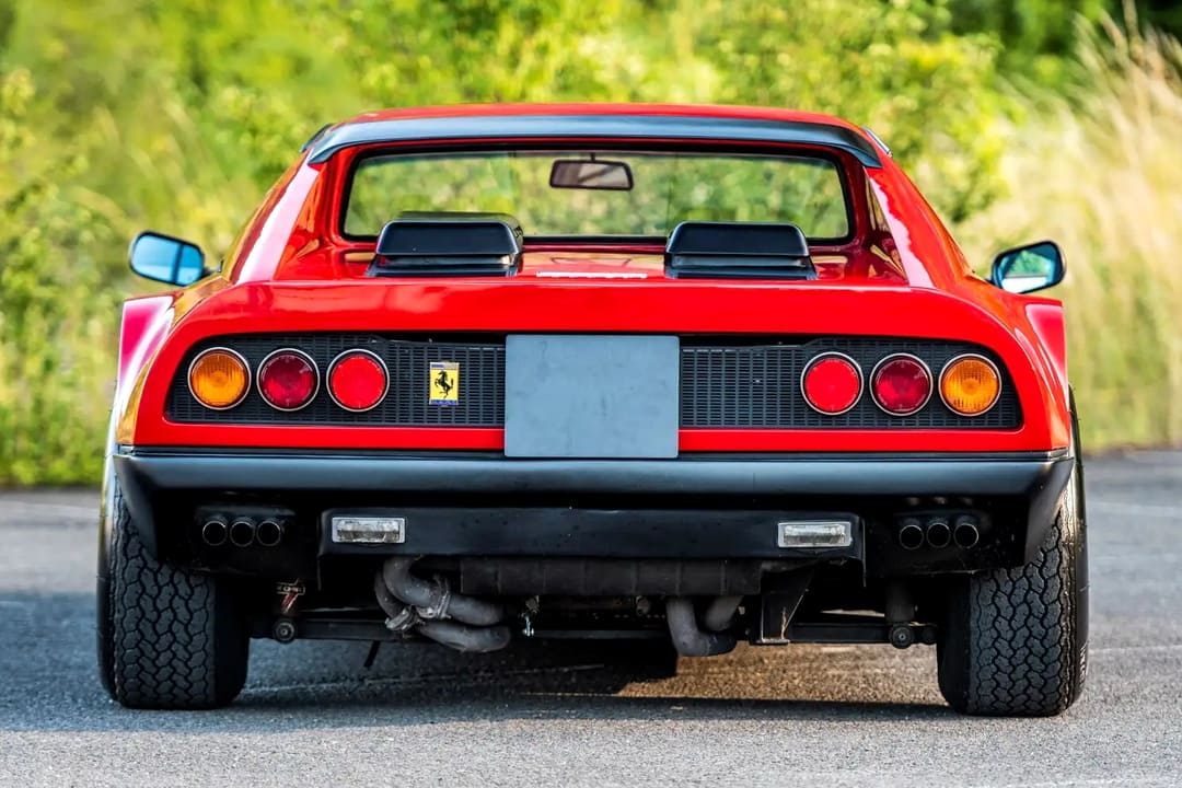 Ferrari 365 GT4 Berlinetta Boxer '1973–76 вид сзади