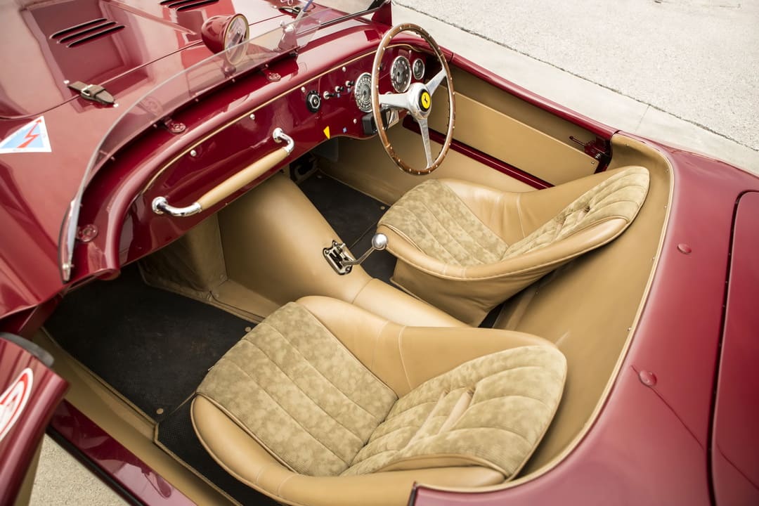 Интерьер салона автомобиля Ferrari 625 TF Spyder '1953