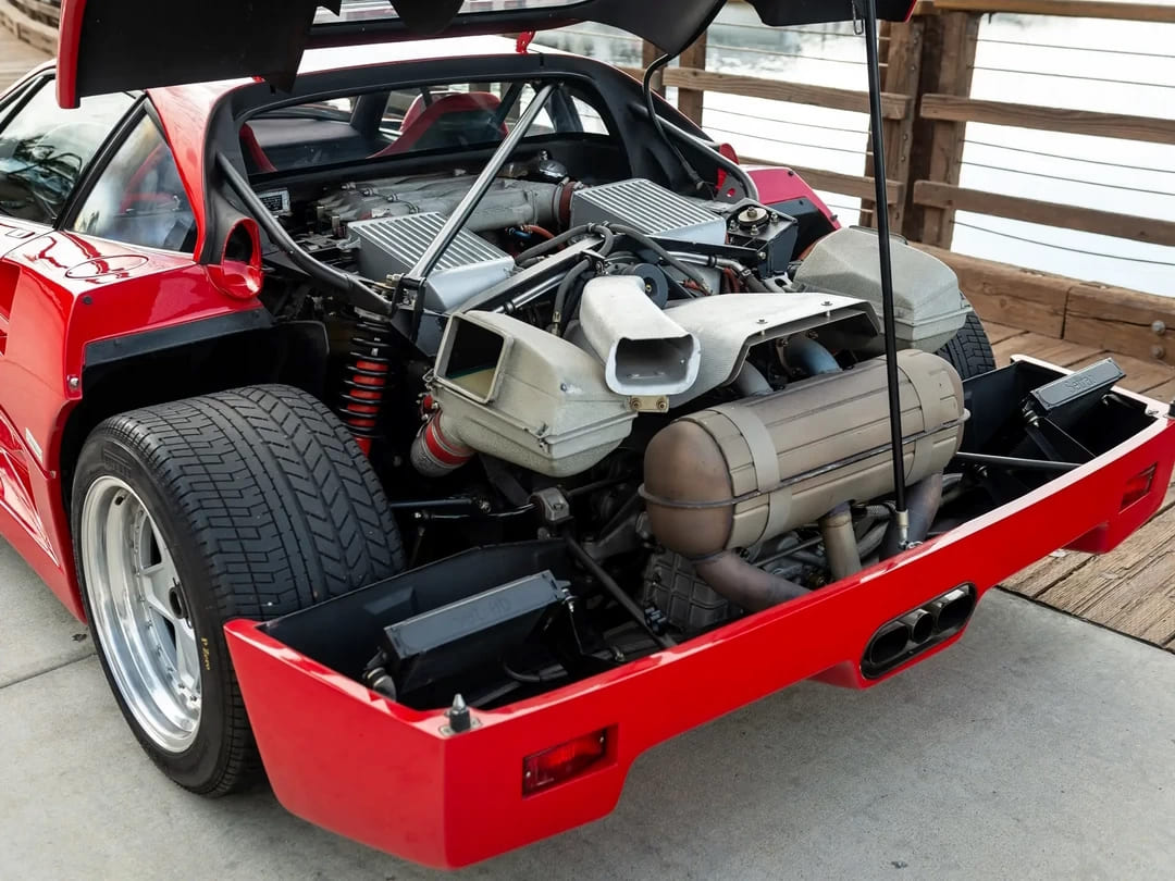 Двигатель Ferrari F40 '1989–92