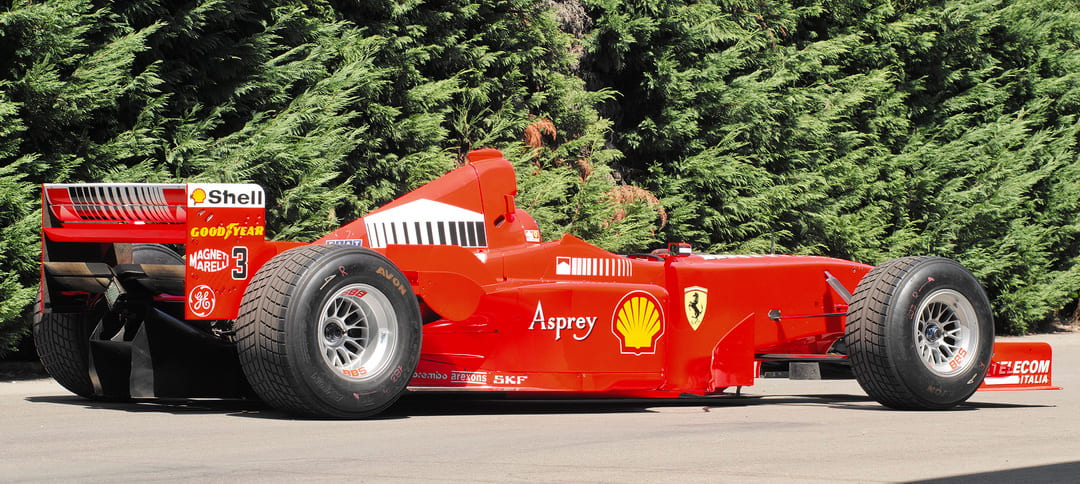 Ferrari F300 '1998 вид сбоку