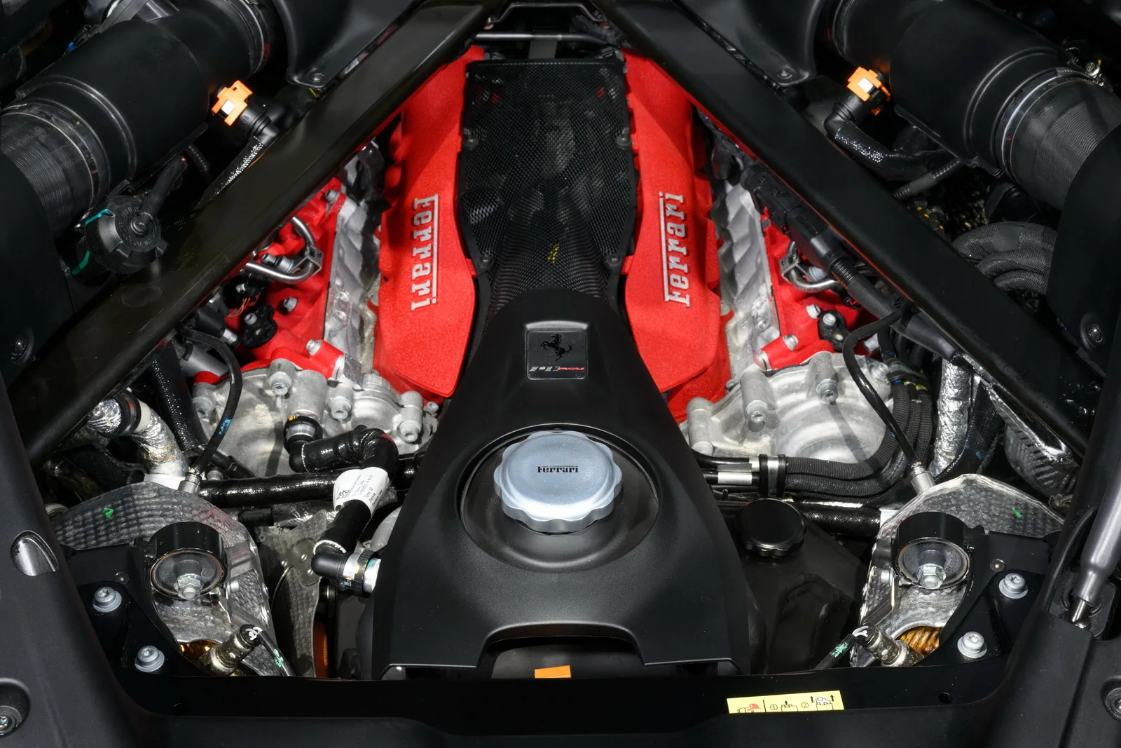 Двигатель Ferrari SF90 Stradale '2021