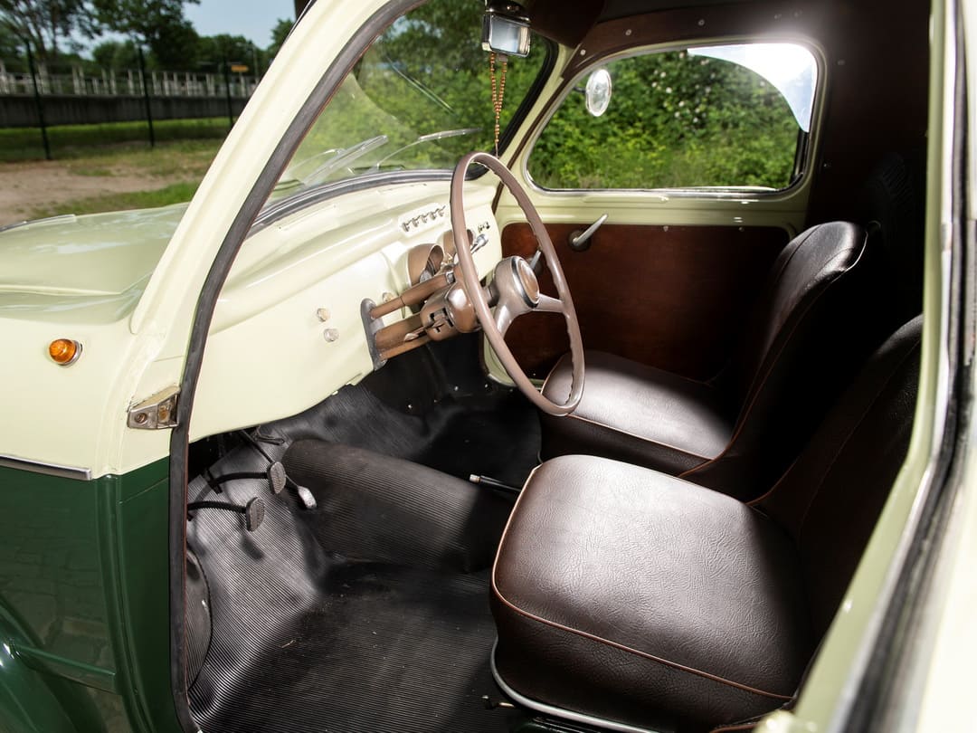 Интерьер кабины пикапа Fiat 1100 Industriale '1955