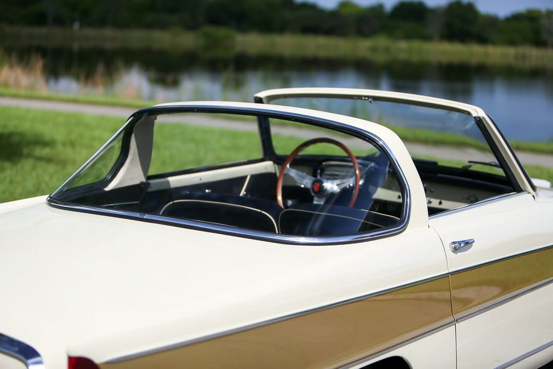 Крыша автомобиля Fiat 1200 Wonderful Coupe '1958