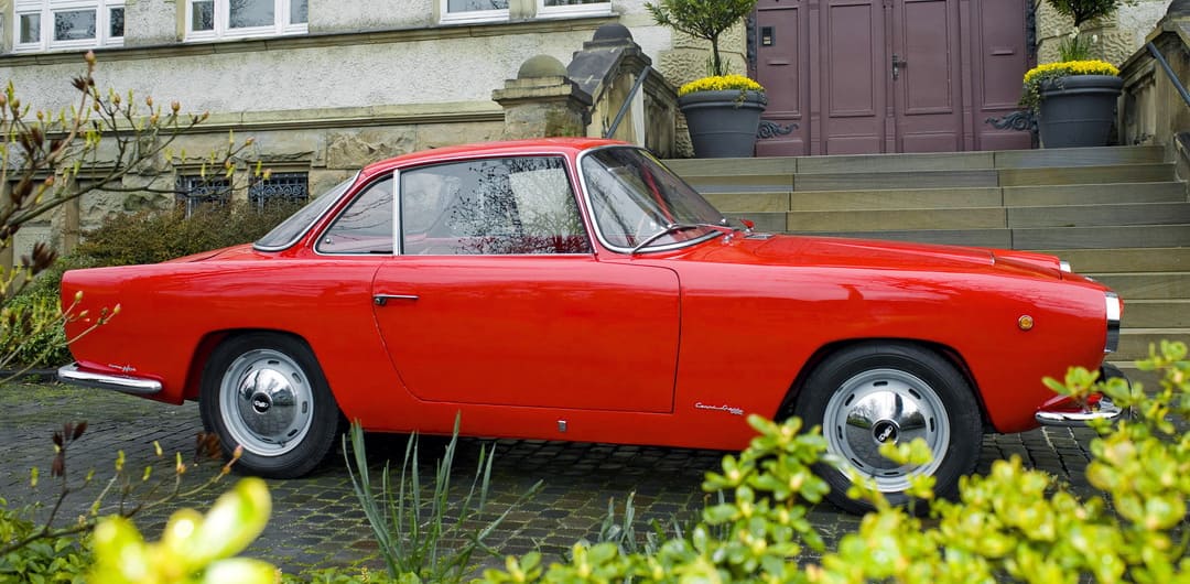 Fiat-O.S.C.A. 1500 Sport Coupé by Viotti '1957–59 вид сбоку