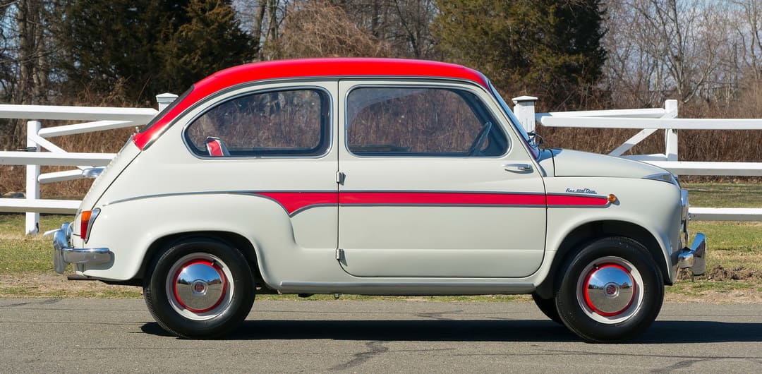 Fiat 600 Coupe '1955–69 вид сбоку