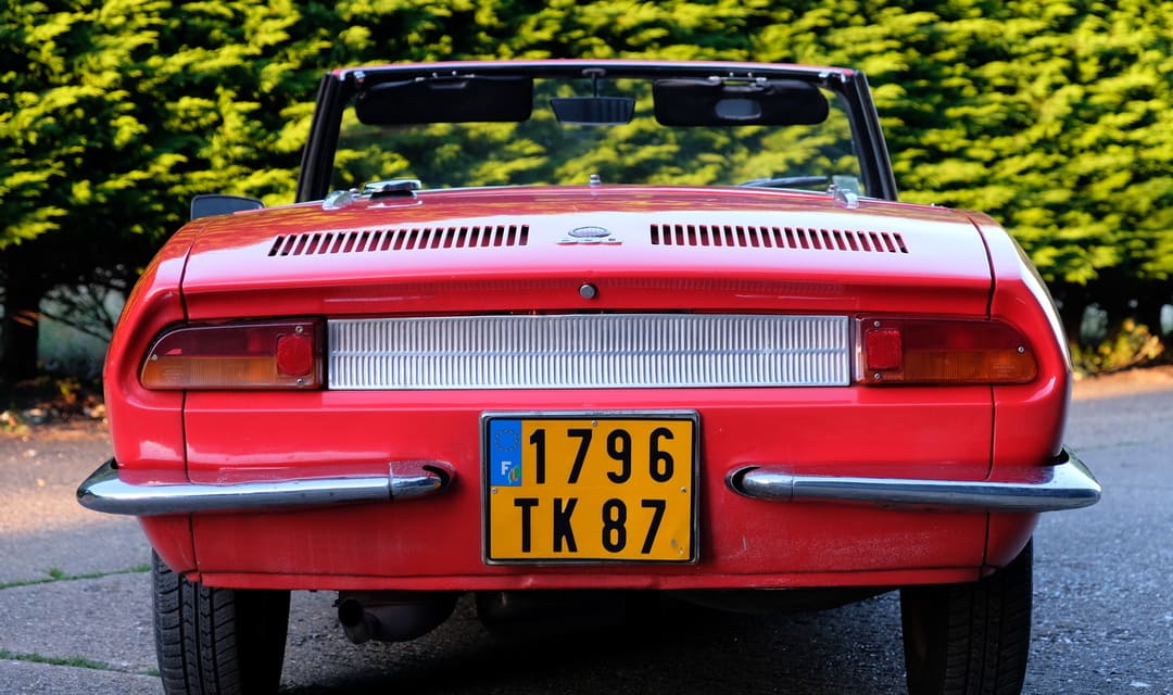 Fiat 850 Sport Spider '1968–69 вид сзади