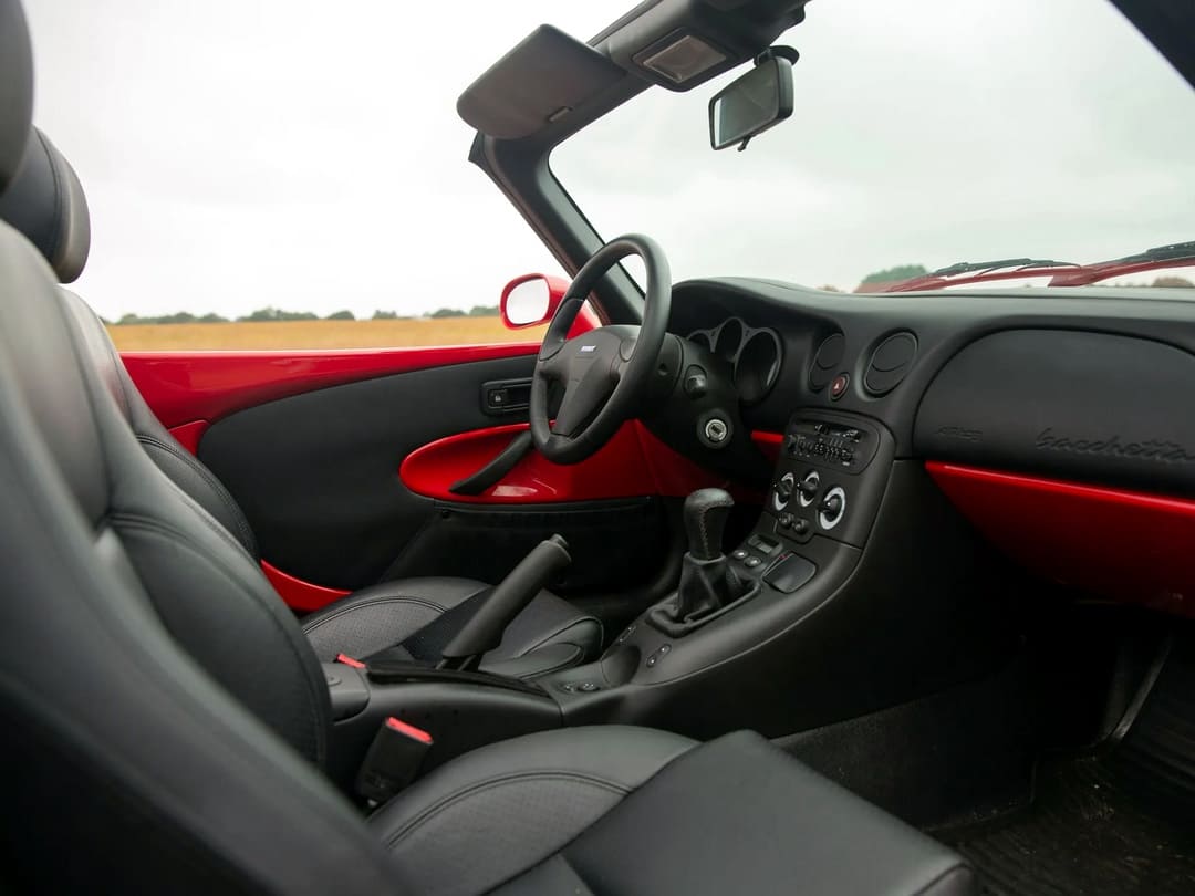 Интерьер салона автомобиля Fiat Barchetta '1995–2002