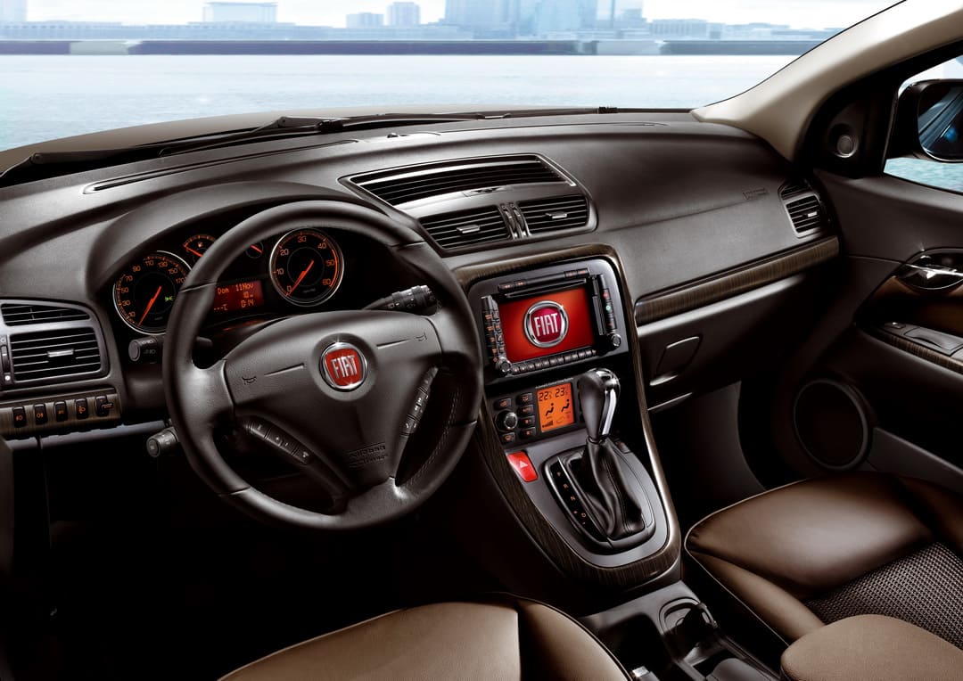 Торпедо Fiat Croma '2008–10