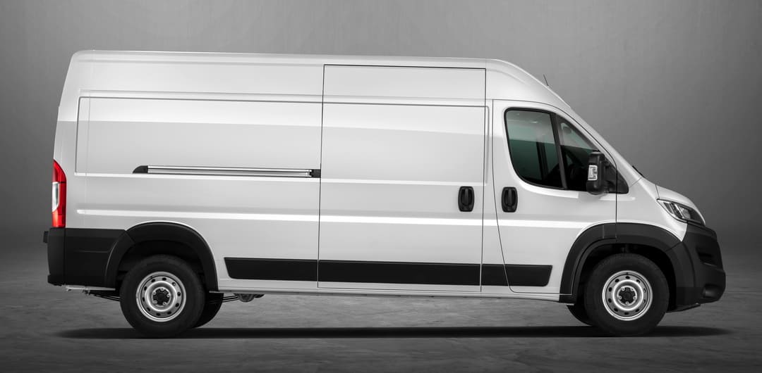 Fiat Ducato MaxiCargo '2023 вид сбоку