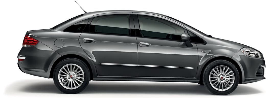 Fiat Linea '2012–17 вид сбоку