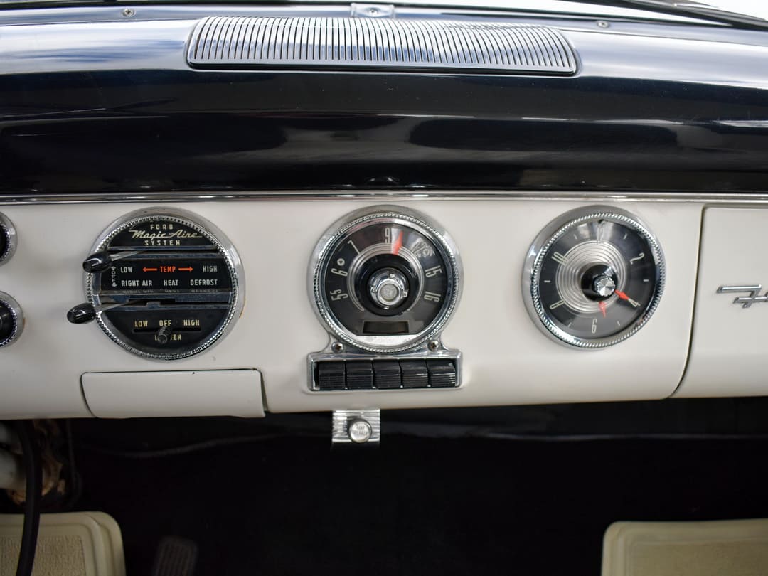 Консоль Ford Fairlane Crown Victoria '1955