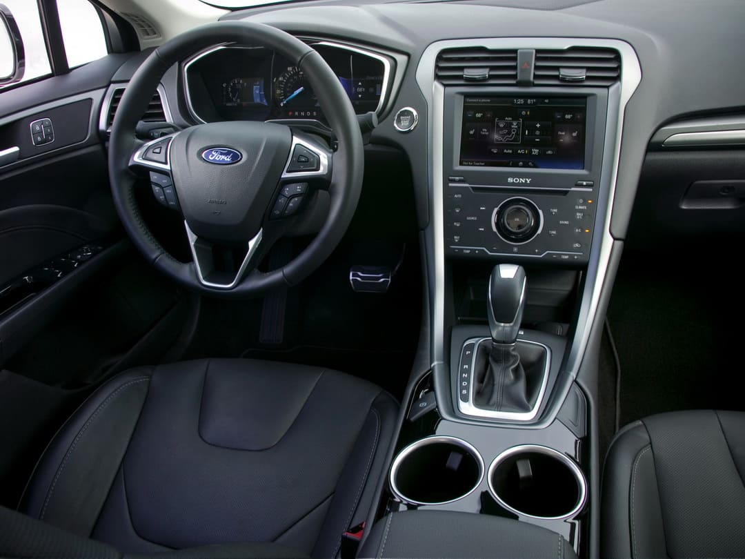Торпедо Ford Fusion '2012–16