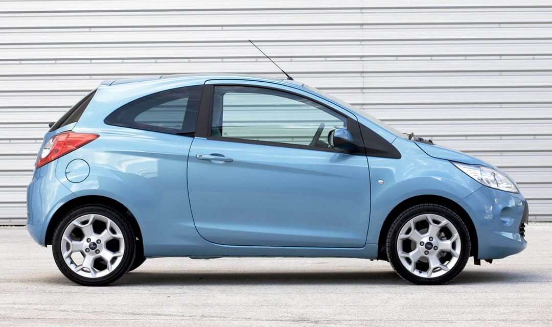 Ford Ka (RU8) '2008-16 вид сбоку