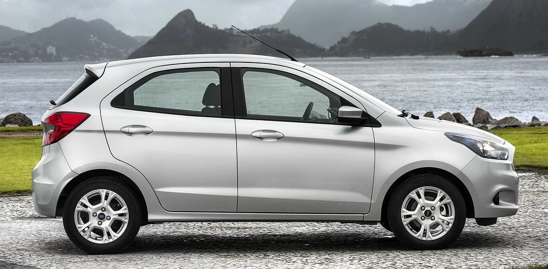Ford Ka '2014–18 вид сбоку