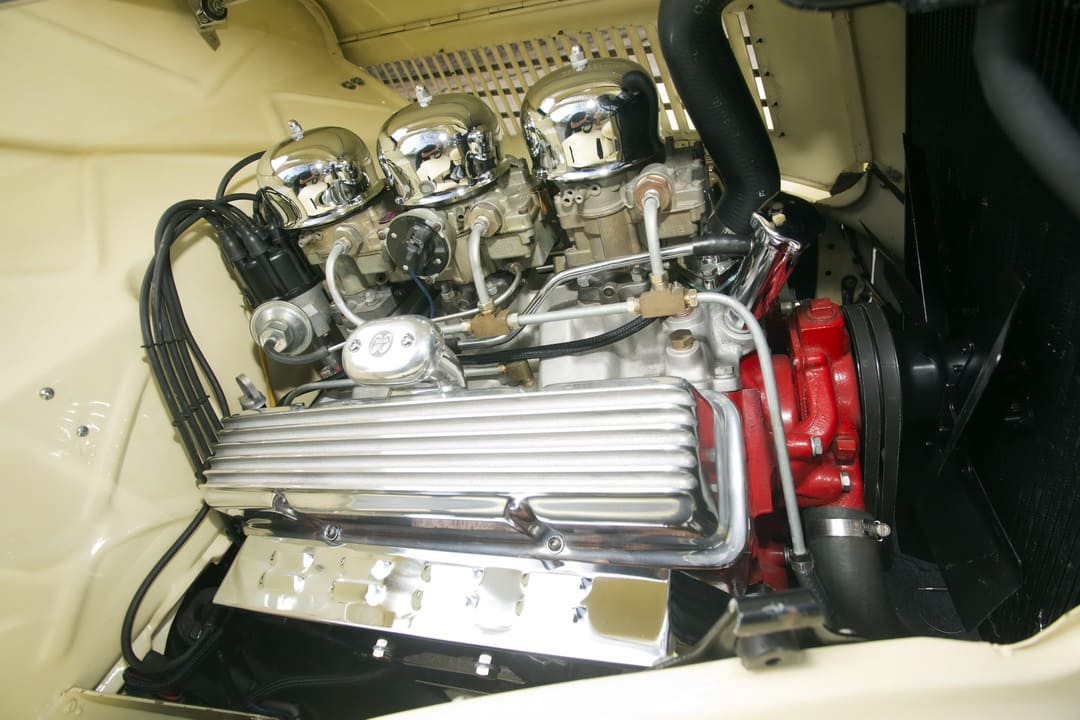 Двигатель Ford Model 48 Roadster Hot Rod '1936
