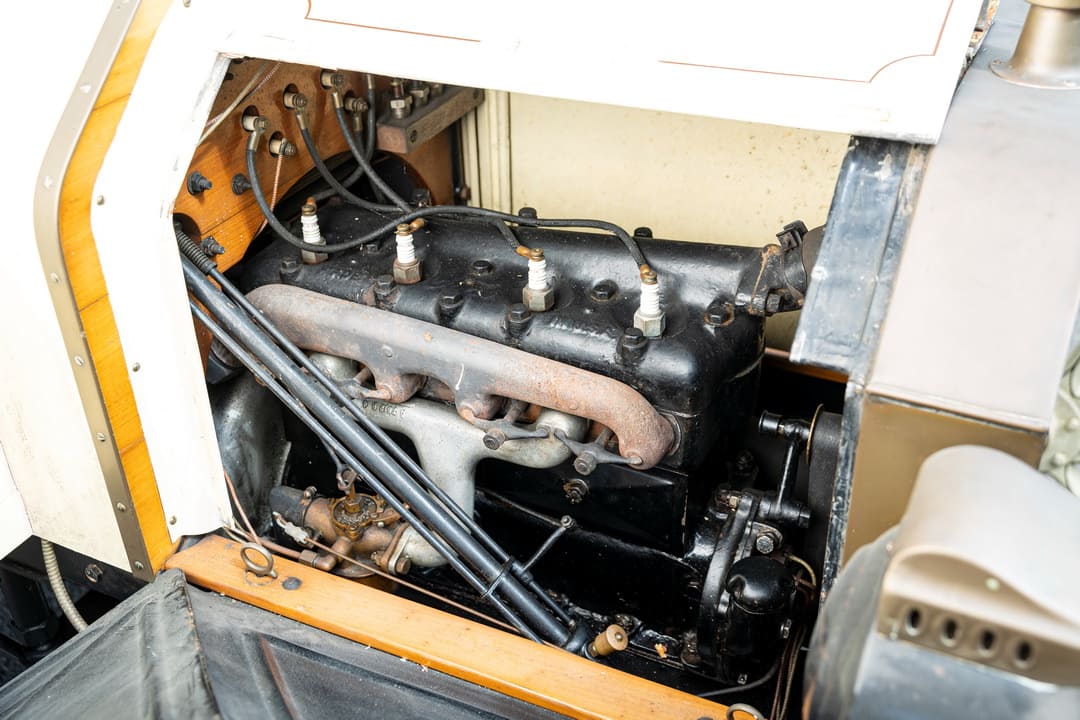 Двигатель ретро дома на колесах Ford Model T Motorhome '1914