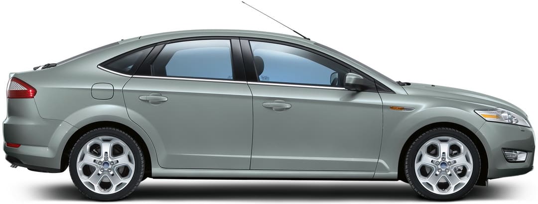 Ford Mondeo Hatchback '2007-10 вид сбоку