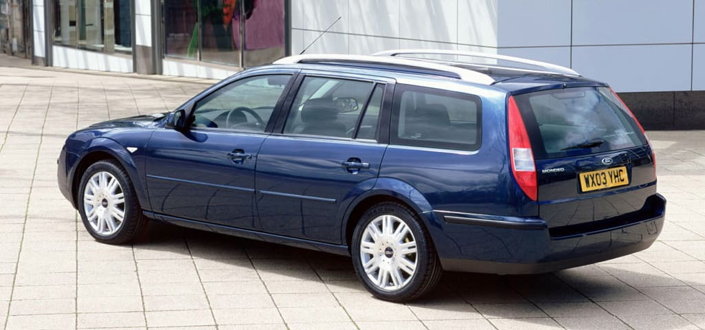 Универсал Ford Mondeo Turnier '2003-05 вид сзади