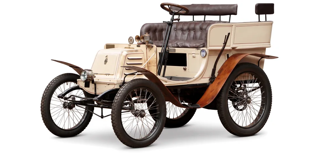 Georges Richard 3½ HP 1901 — тонно — белый фон