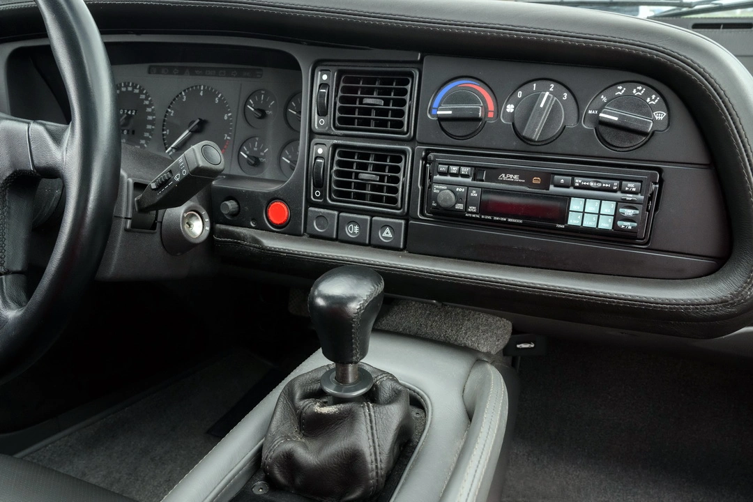 Центральная консоль Jaguar XJ220 '1994