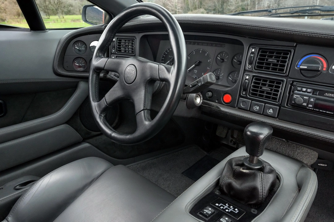 Центральная консоль Jaguar XJ220 '1994