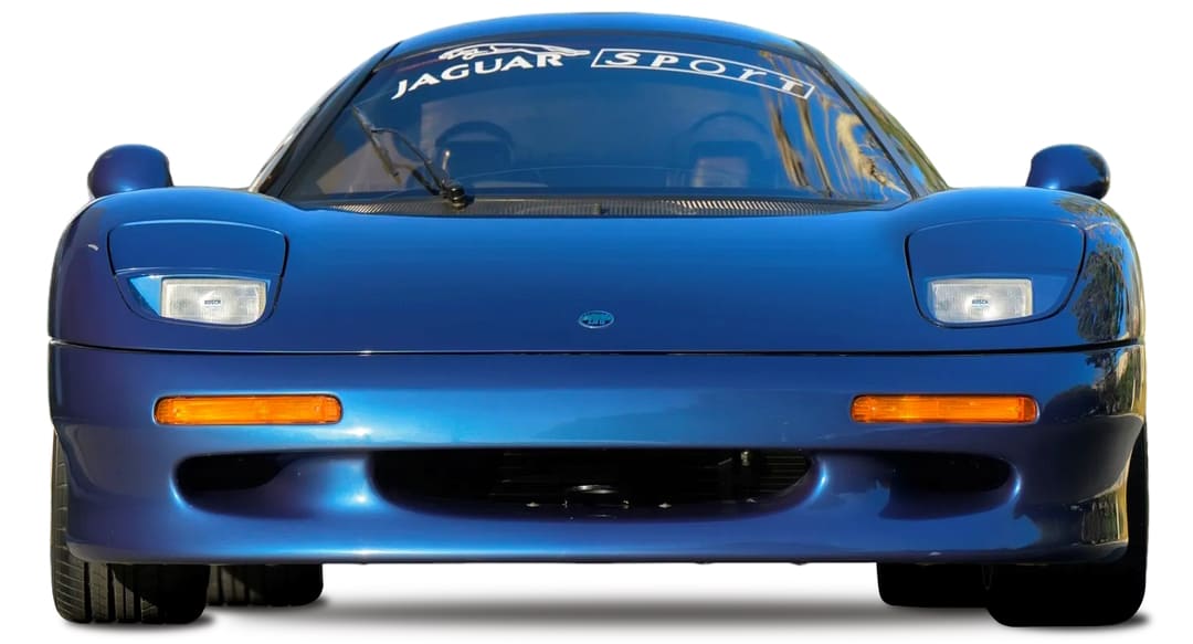 Jaguar XJR-15 '1990–93 вид спереди