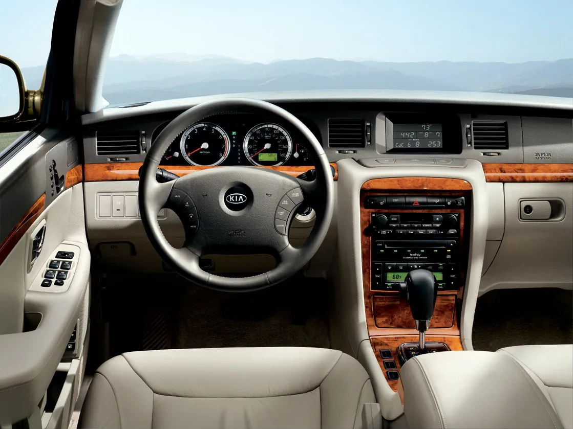 Интерьер автомобиля Kia Amanti (GH) '2003–06