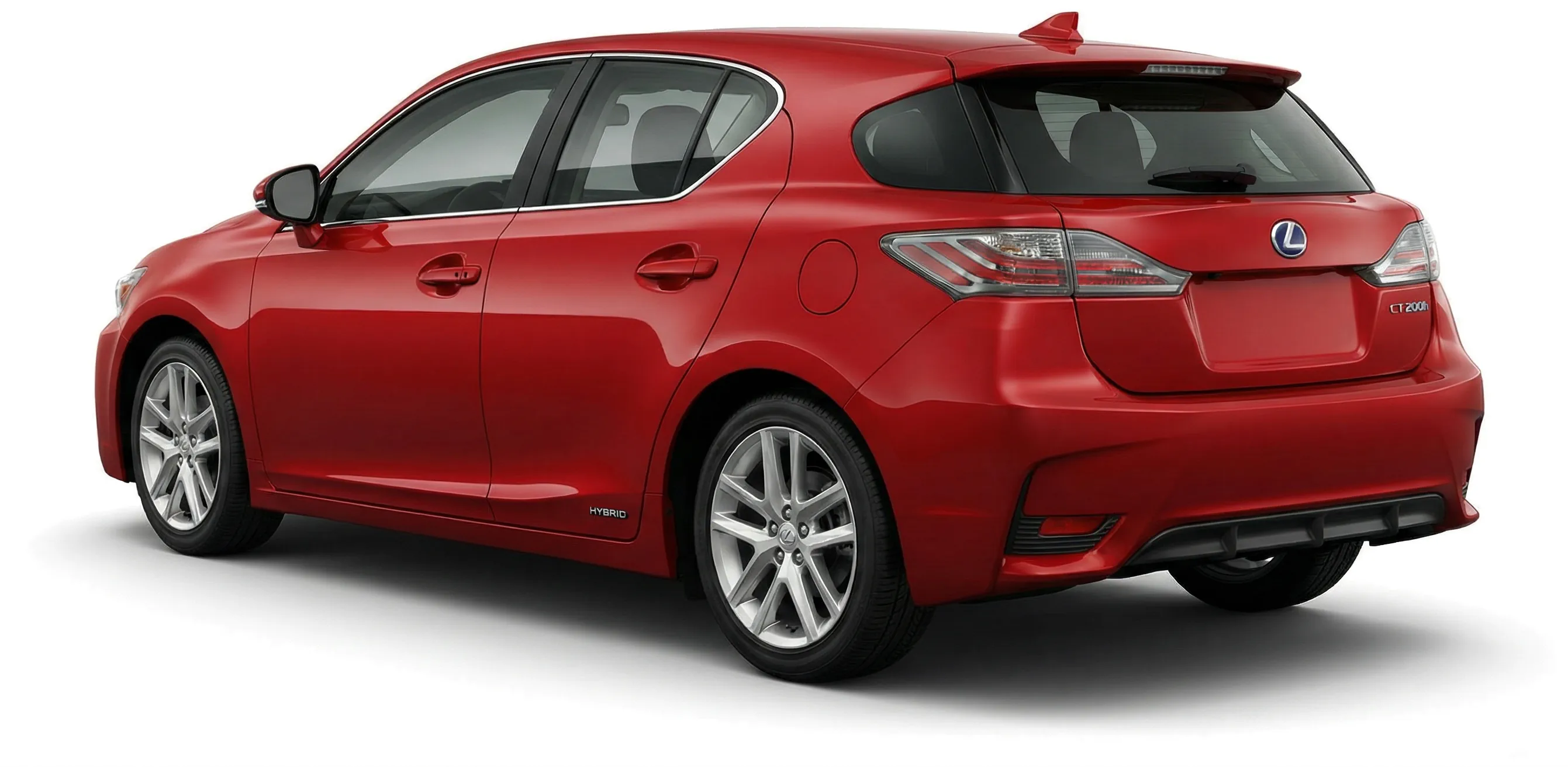 Автомобиль Lexus CT 200h '2014–17, вид сзади под углом, на белом фоне