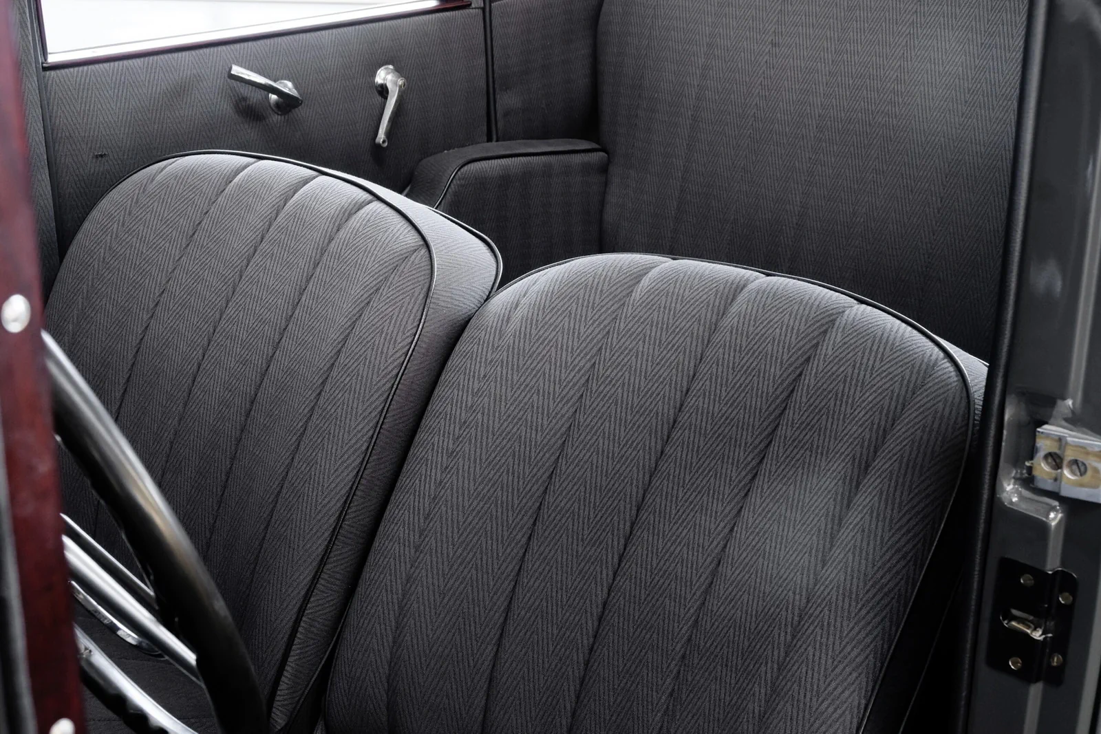 Интерьер автомобиля Mercedes-Benz Typ 170 Sedan (W15) '1933