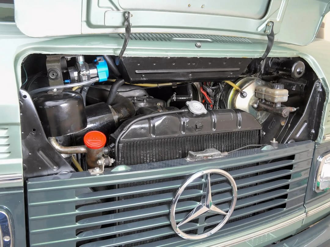 Двигатель автобуса Mercedes-Benz L 408 Bus '1972