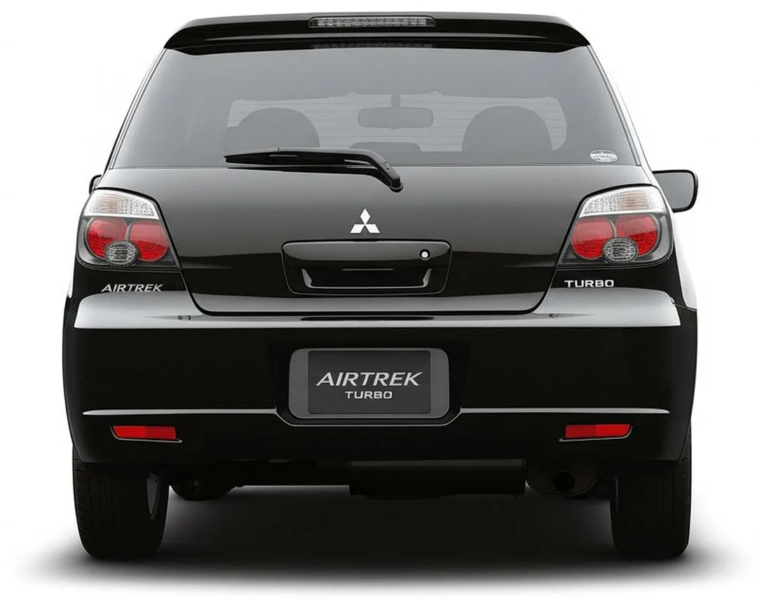 Mitsubishi Airtrek Turbo '2002–05 вид сзади