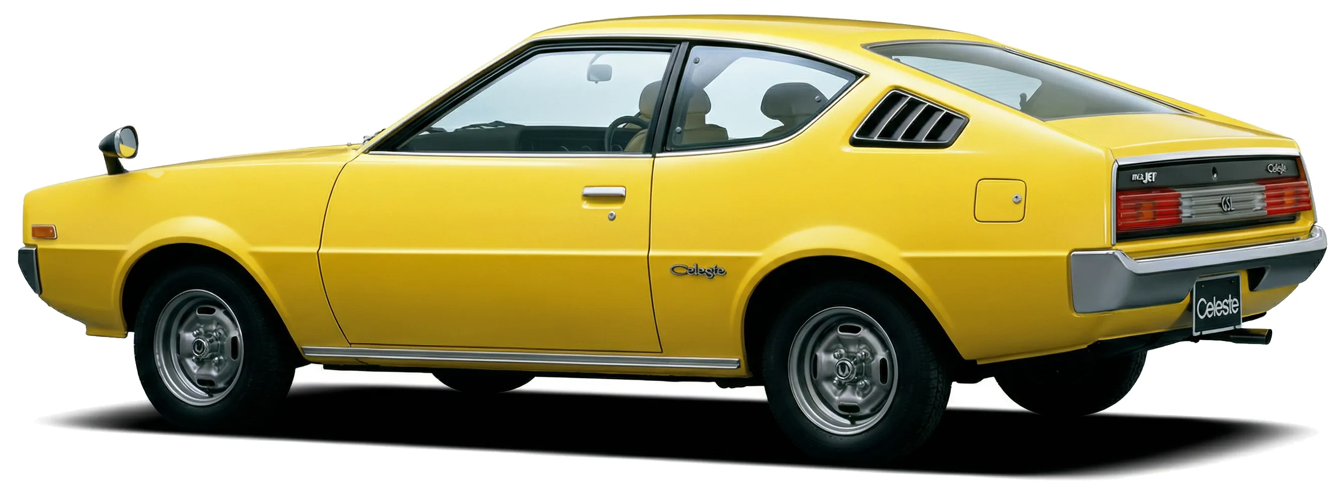 Японский спорткар Mitsubishi Celeste GSL '1975–77, вид сбоку под углом