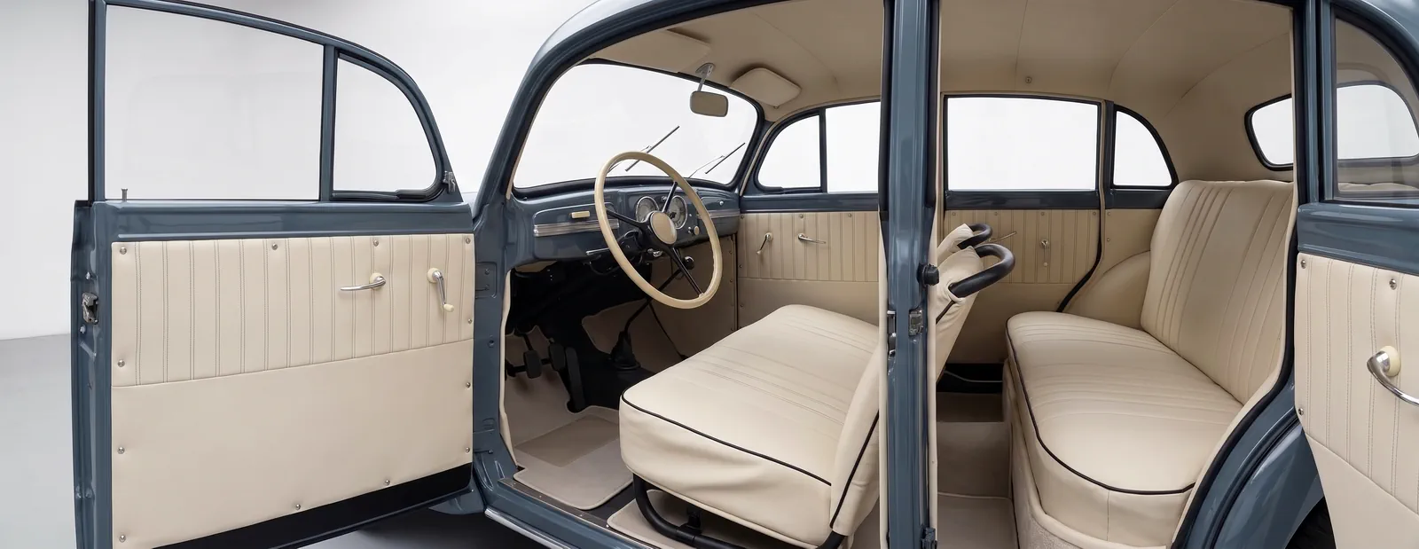 Интерьер автомобиля Москвич-400-420 1946