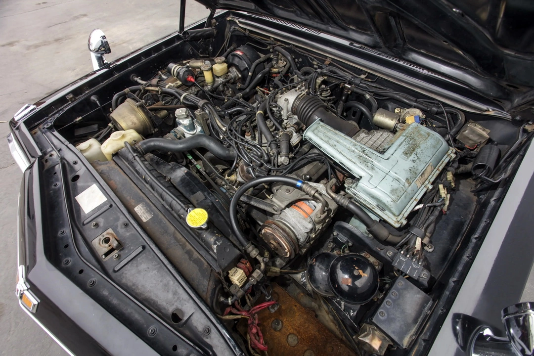 Двигатель Nissan President (H250) '1977–82